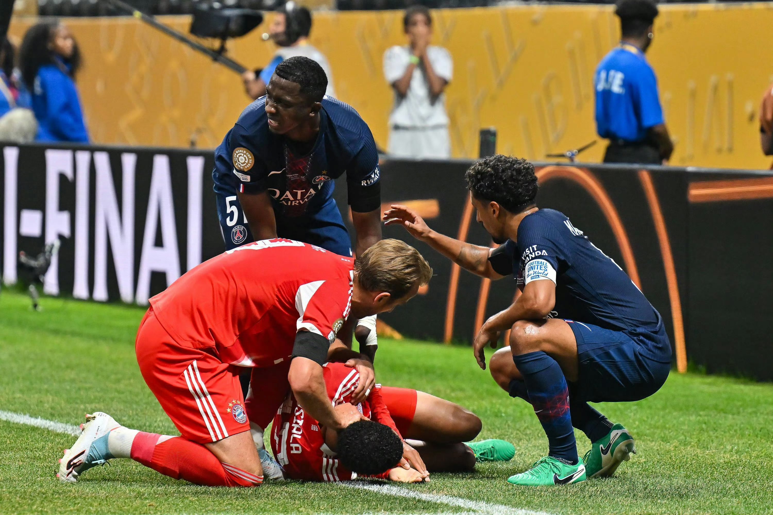 亚眠不敌巴黎圣日耳曼,法国顶级联赛激情澎湃的简单介绍 亚眠不敌巴黎圣日耳曼,法国顶级联赛激情澎湃的简单介绍